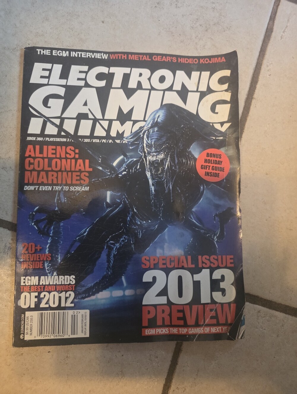 Electronic Gaming Monthly EGM Jan / Feb 2013 #258.0 Aliens Cover
